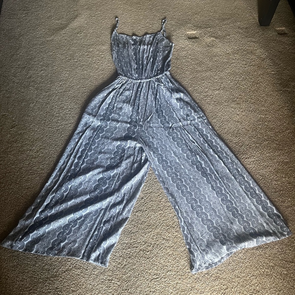 Gray Manaola flowy jumpsuit Kinolau collection size XS